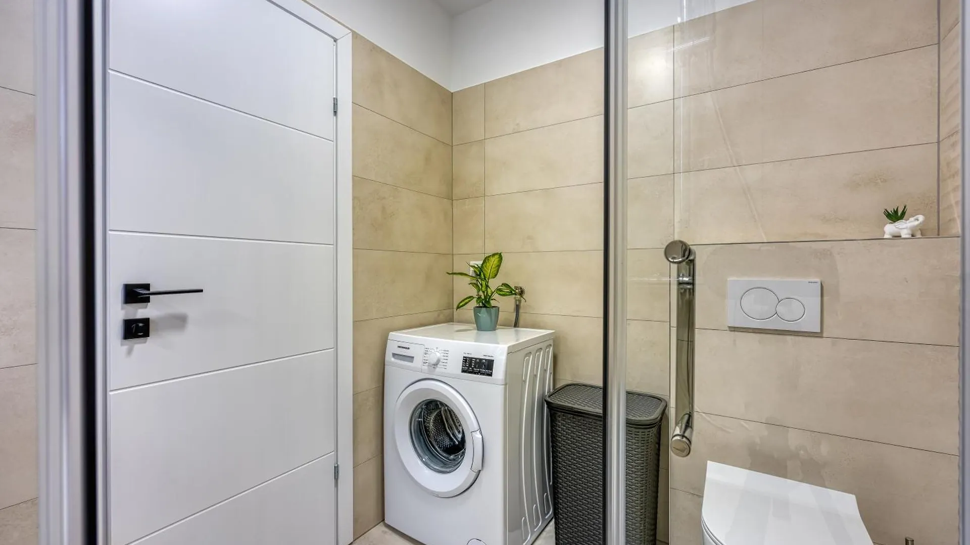 Apartment Luana With Private Pool 波雷奇